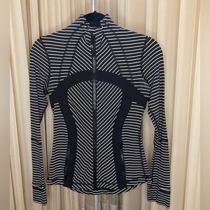 Lululemon Define Jacket Black and White Striped size 4